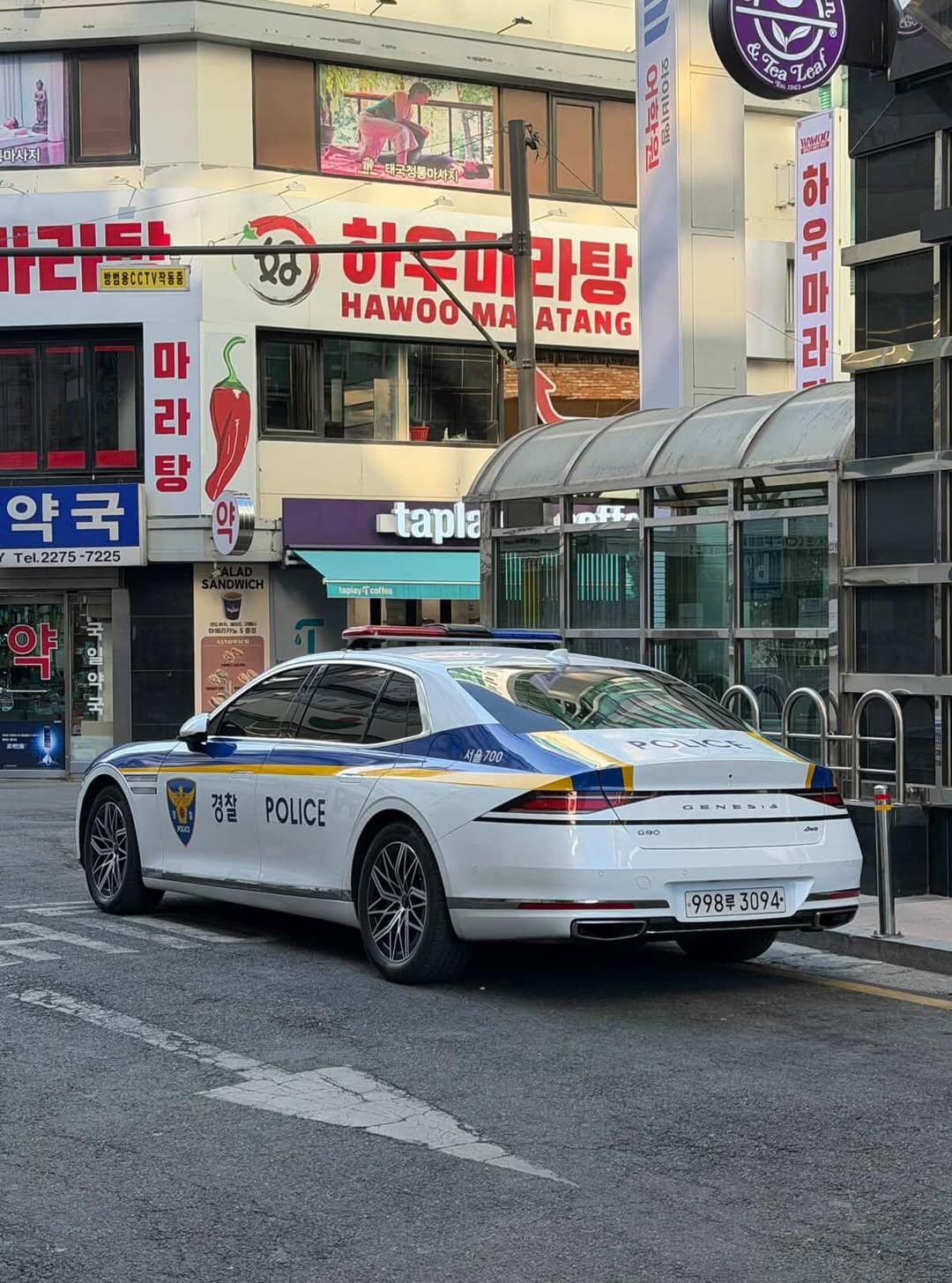 인스타 DM 제보-제보 내용-1억원 경찰차 제보요제보 방법-인스타 DM 또는 이메일(bobaedream@bobaedream.co.kr)사건·사고, 억울한 일, 훈훈한 미담 .jpg