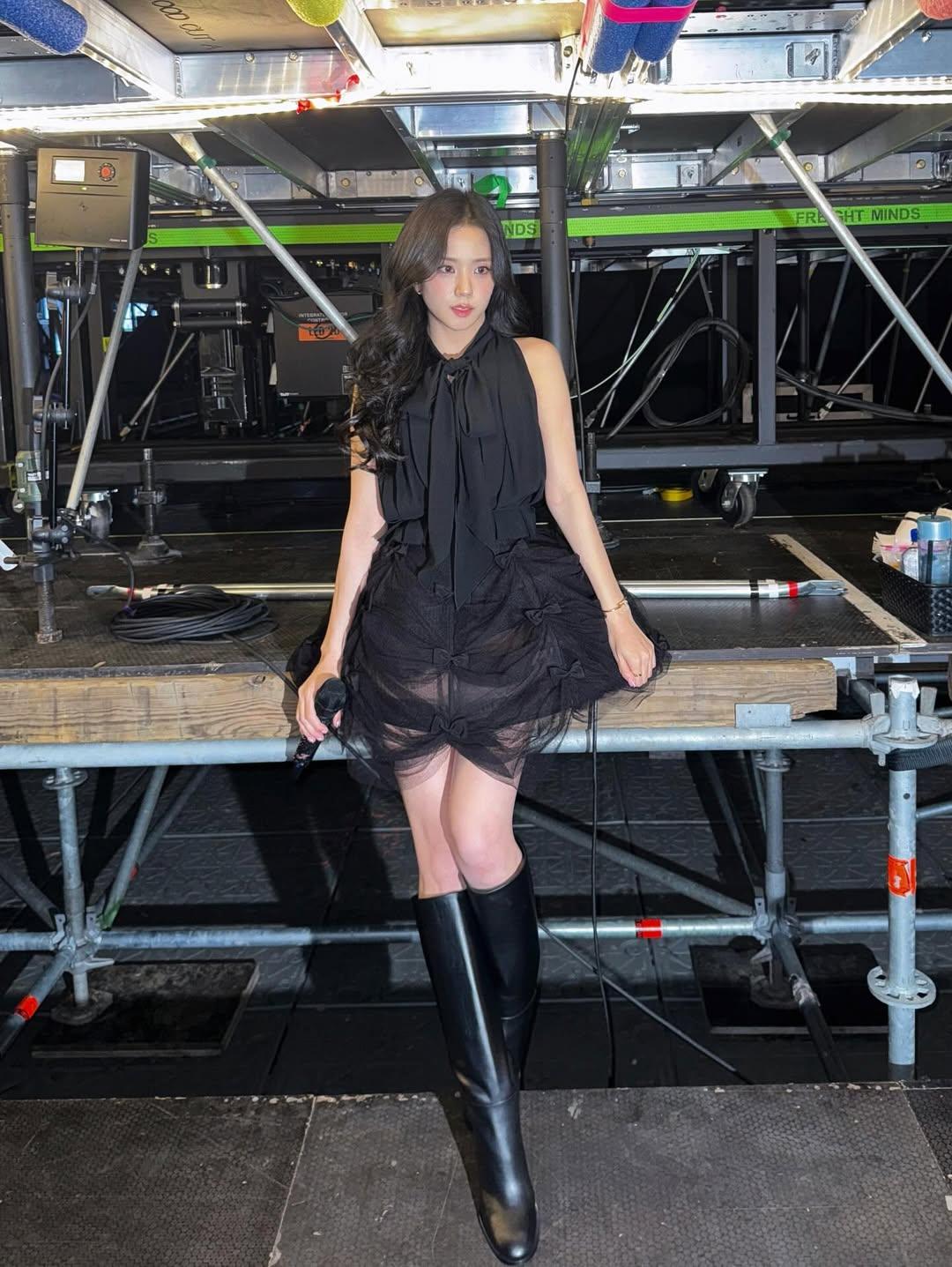 Paris ??Merci de m’avoir permis de parfaitement d?buter la tourn?e en Europe. Je n’oublierai jam (3).jpg