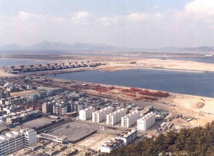 87년 하단2동 하구둑.jpg