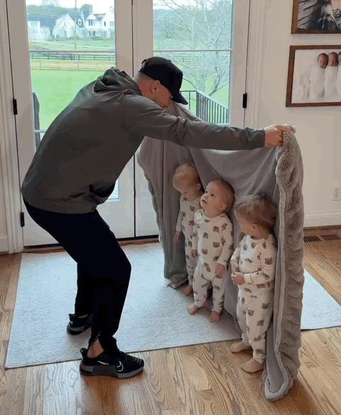 IMB_eMuNwe.gif